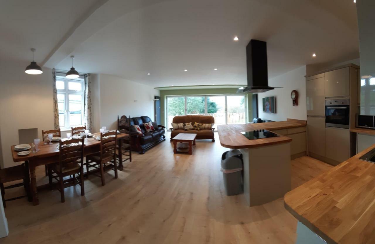 Вилла Coastal Country Retreat Торки Экстерьер фото